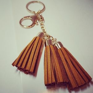 B1 G2 Free! Three-Tassel Keychain